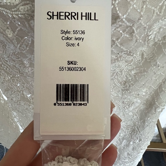 White Sheri Hill Dress Style Number 55136 Size 4 Brand New Never Worn - Picture 3 of 4